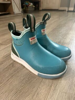 XTRATUF WOMEN'S TEAL BLUE ANKLE DECK BOOT SPORT SHOE SZ 7